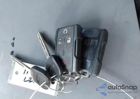 2017 Chevrolet Silverado 2Lt z USA, uszkodzony, nr VIN 3GCUKREC9HG489038